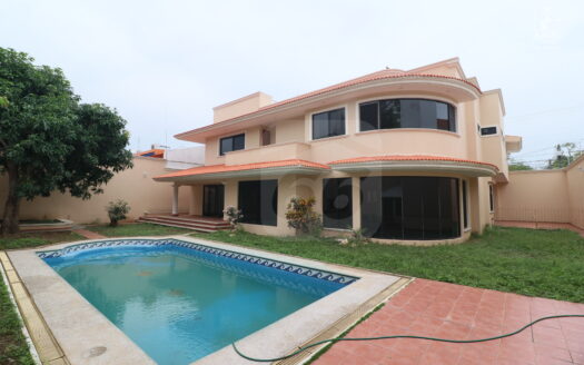 45.- CASA EN VENTA – RESIDENCIAL FRAMBOYANES