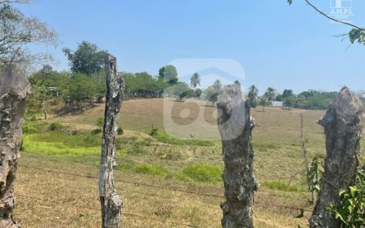 TERRENO EN VENTA EN RIA. CRUZ DEL BAJIO CENTRO,T A B . (ZONA AEROPUERTO)