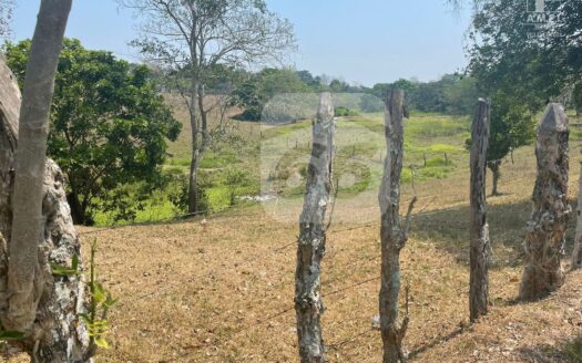 TERRENO EN VENTA EN RIA. CRUZ DEL BAJIO CENTRO,T A B . (ZONA AEROPUERTO)