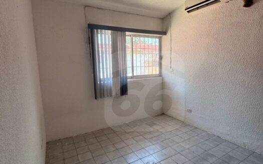 CASA EN RENTA EN FRACCIONAMIENTO OROPEZA