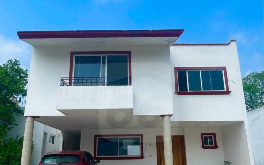 CASA EN RENTA – PRIVADA MACAYOS, COL. EL RECREO.