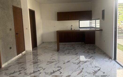 P08.- Casa en RENTA en la Privada "BRISAS"