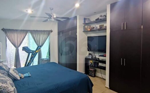 CASA EN VENTA BOSQUE DE SALOYA 2DA