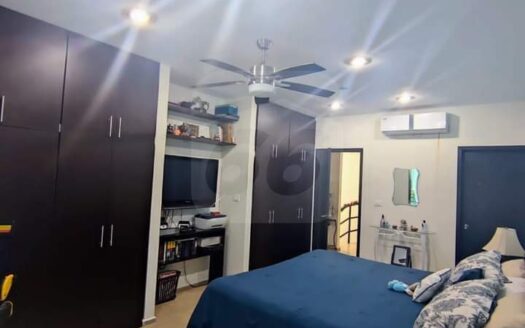 CASA EN VENTA BOSQUE DE SALOYA 2DA