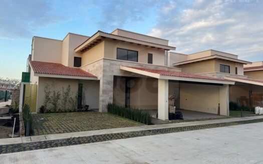 CASA EN RENTA RESIDENCIAL SAN MARCOS
