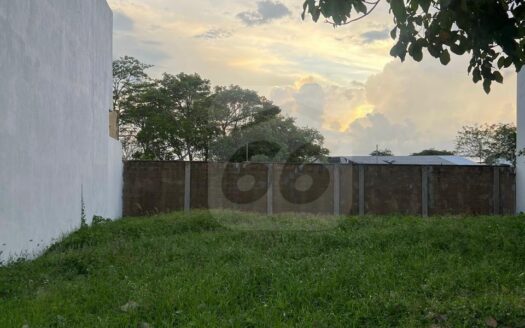 TERRENO EN VENTA ALTOZANO ( CUMBRE 7 )