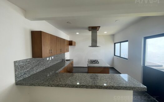 CASA EN VENTA EN RESIDENCIAL SOL CAMPESTRE CON ALBERCA