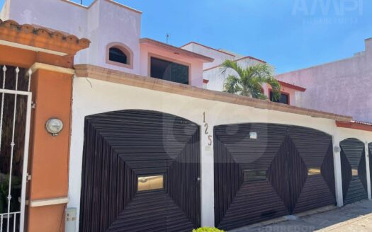 CASA EN RENTA EN REAL DEL SUR