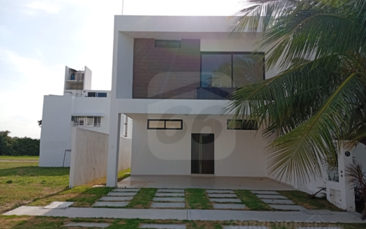 E92.- CASA EN VENTA EN FRACCIONAMIENTO ÓNIX