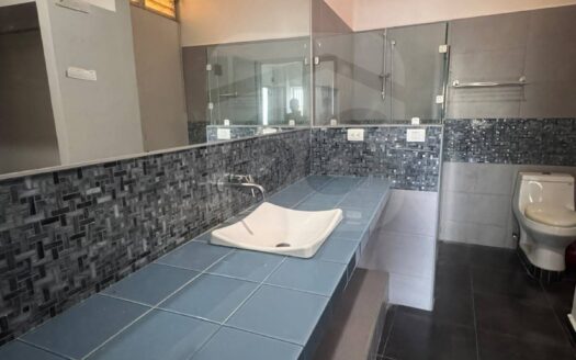 LOCAL EN RENTA – AV. 27 DE FEBRERO