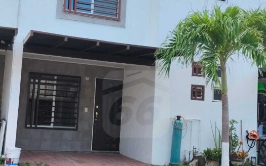 CASA EN RENTA FRACCIONAMIENTO POMOCA ( PRIVADA BAMBÚ )