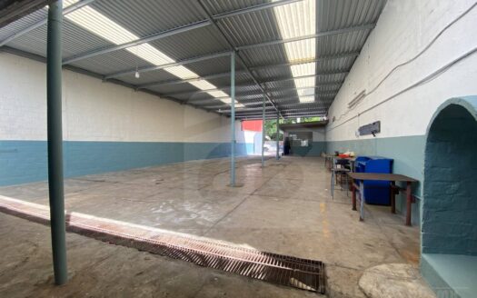 E102.- BODEGA EN RENTA – COLONIA ATASTA DE SERRA