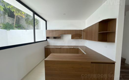 E110.- CASA EN VENTA EN REAL DEL PALMA