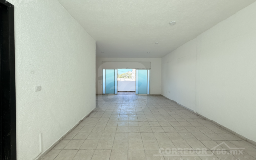 E107.- Local Comercial en Renta de 40m2 | Plaza Ceiba